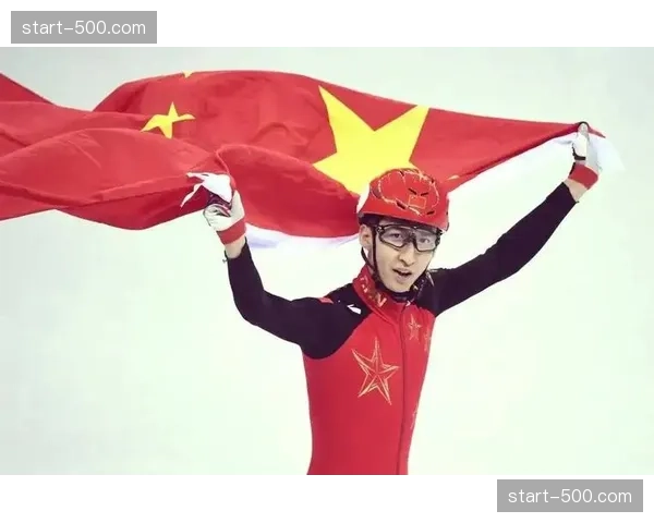 武大靖腰伤脚部变形退役 中国短道队伤病积累问题